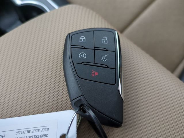 New 2026 Chevrolet Equinox ACTIV w/ Convenience Package III FWD image 28