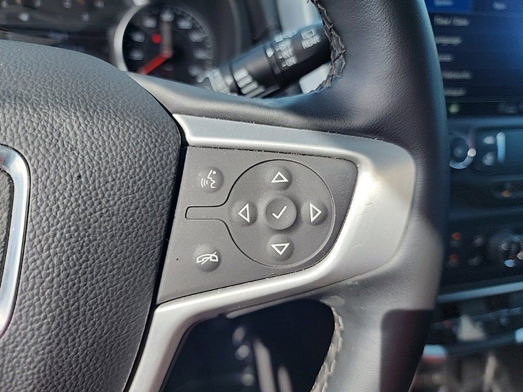 Used 2023 GMC Terrain SLT image 20
