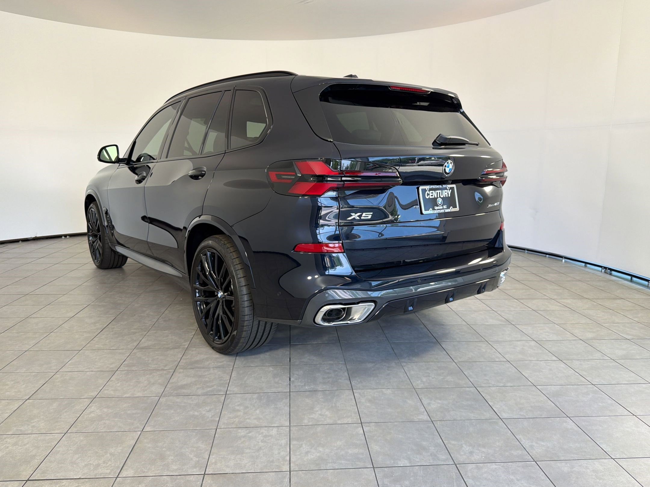 New 2026 BMW X5 xDrive40i AWD/4WD image 3