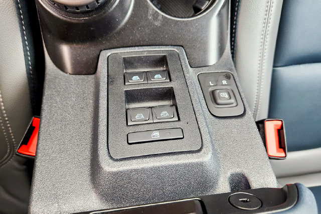 Used 2023 Ford Bronco Outer Banks AWD/4WD image 12