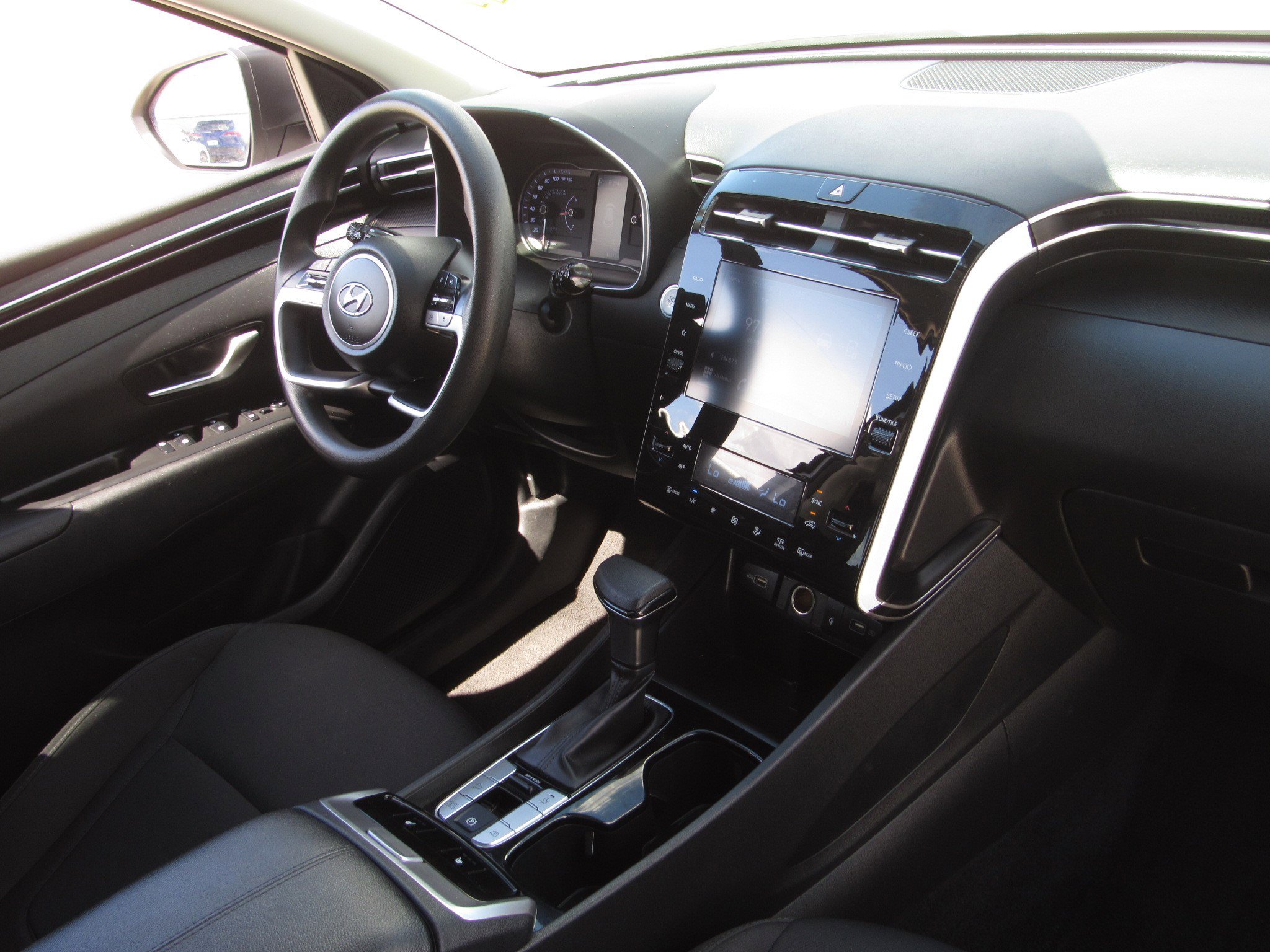 Used 2024 Hyundai Tucson SEL image 9