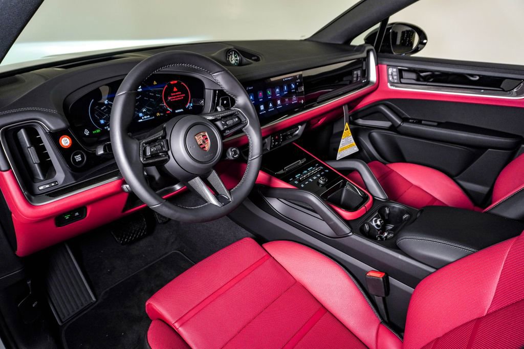 New 2026 Porsche Cayenne Coupe AWD/4WD image 4