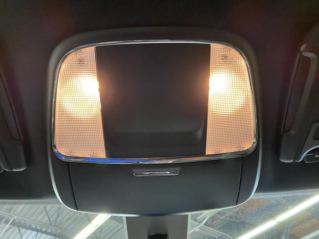 Used 2023 Dodge Charger SXT image 31