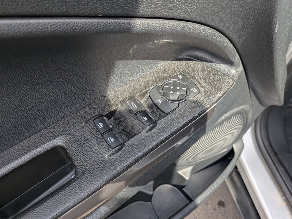 Used 2021 Ford EcoSport SES image 11