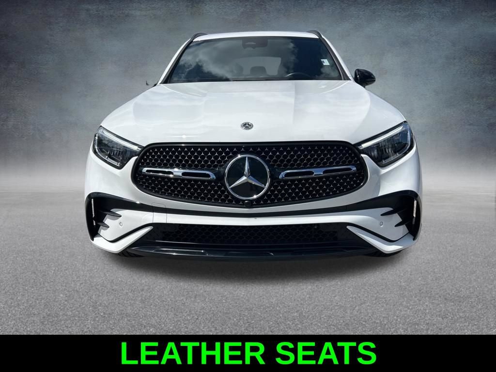 Used 2025 Mercedes-Benz GLC 300 4MATIC image 6