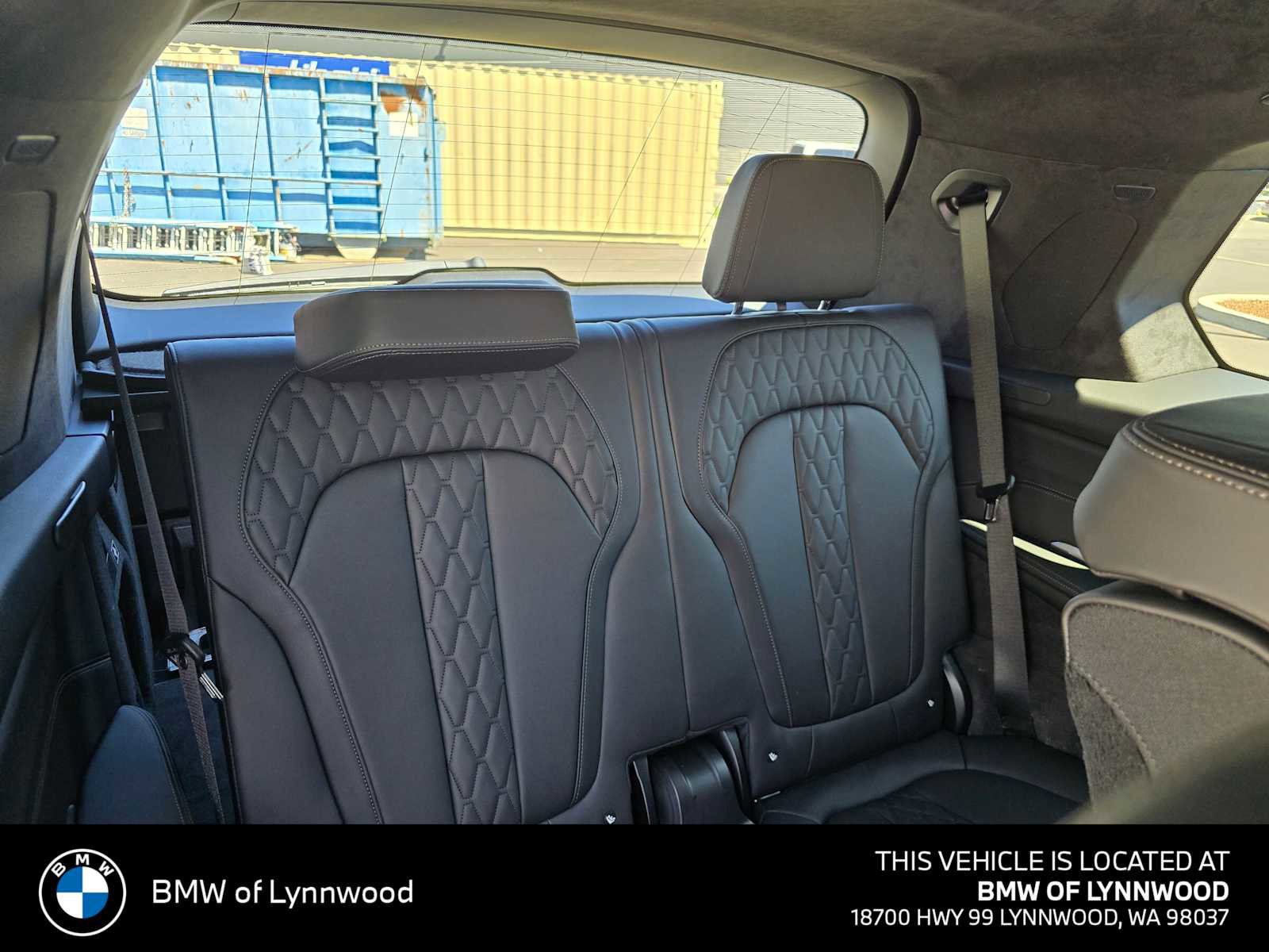 New 2026 BMW X7 M60i image 15