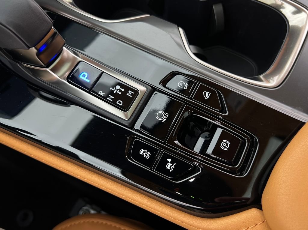 Certified 2025 Lexus NX 350 AWD w/ Accessory Package (2T) image 15