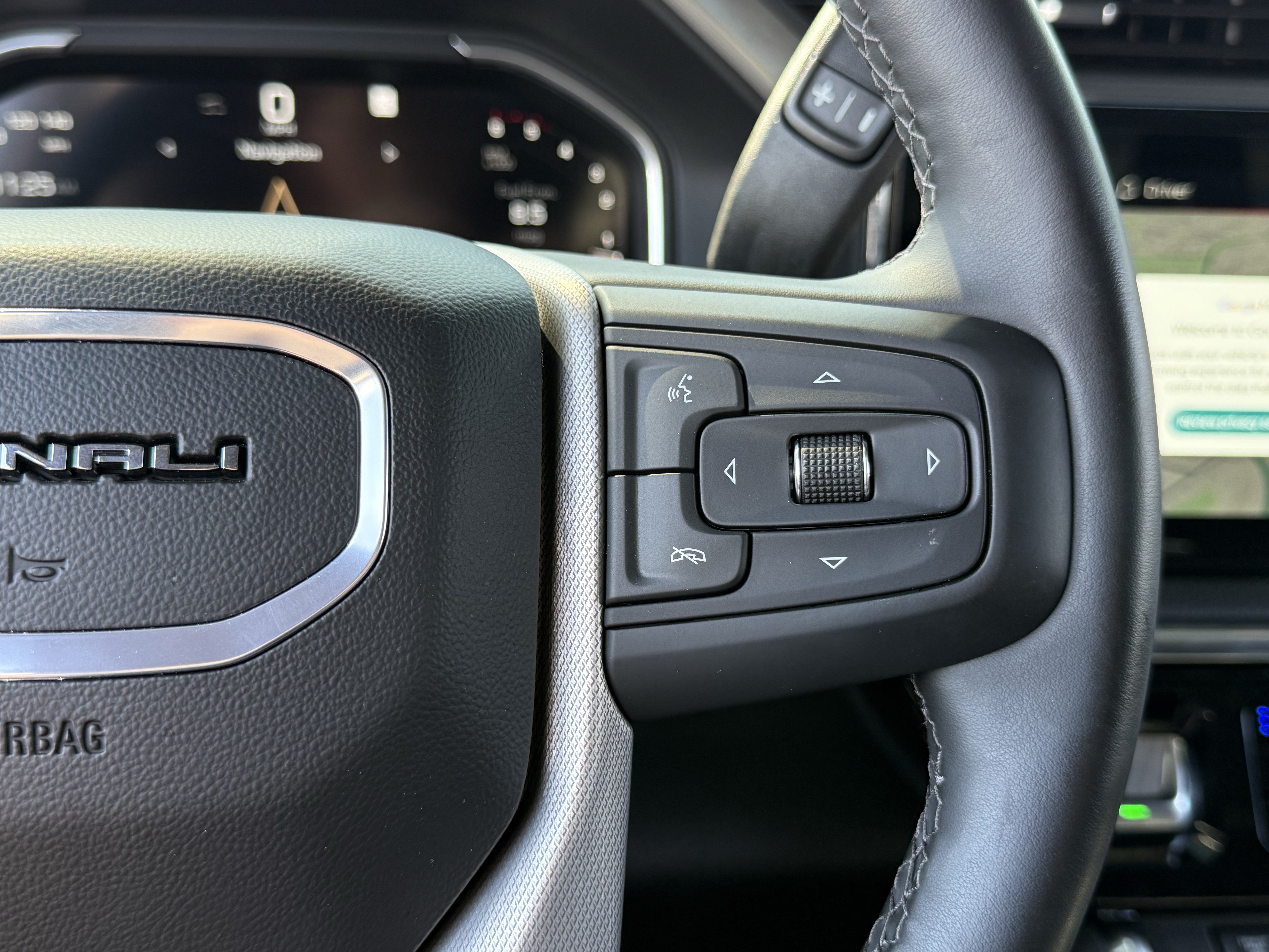 Used 2026 GMC Sierra 2500 Denali w/ Denali Reserve Package AWD/4WD image 18