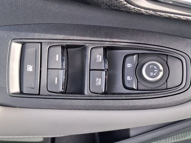 Used 2025 Subaru Outback Premium w/ Popular Package #1A image 19