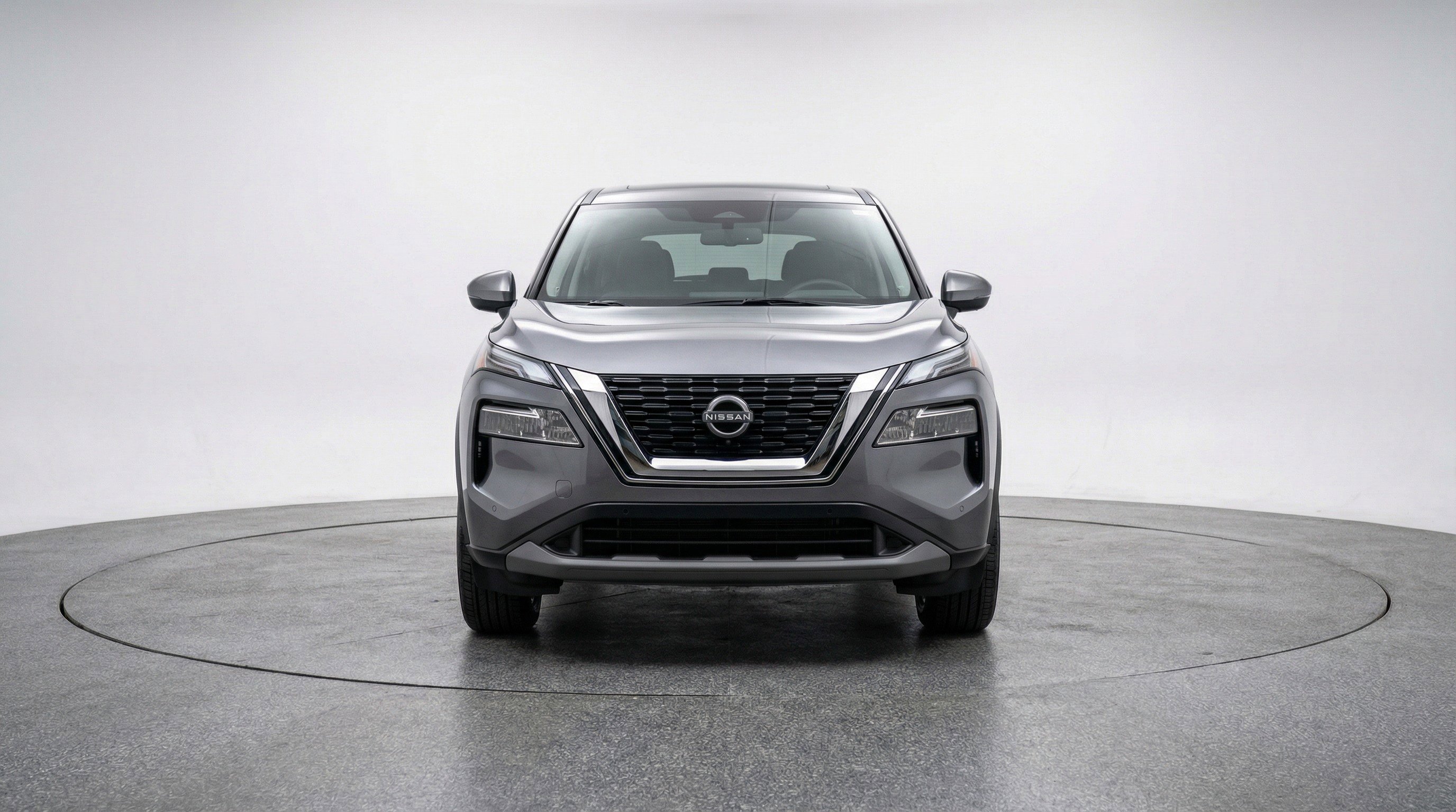 Used 2025 Nissan Rogue SV FWD image 2