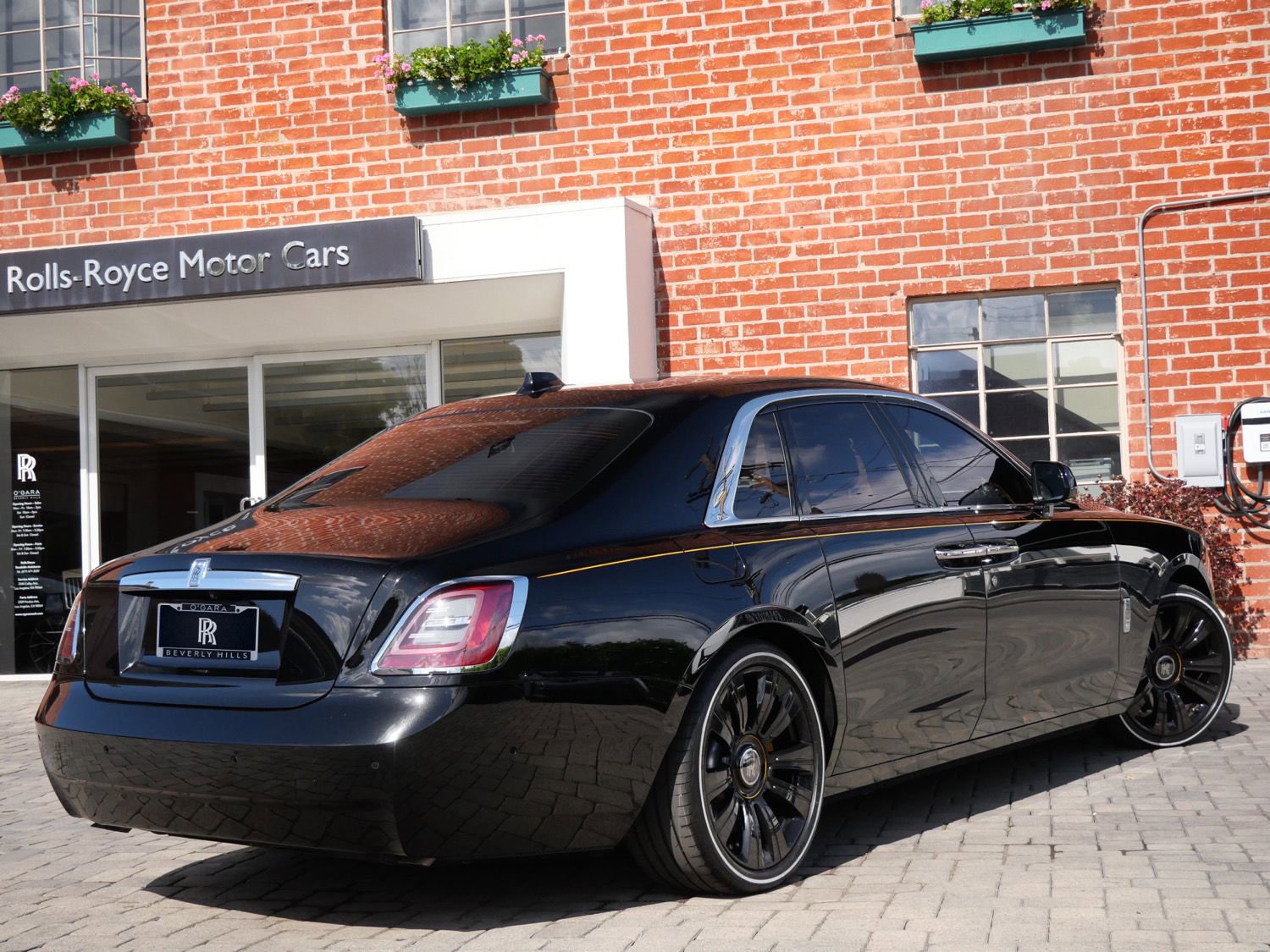 Certified 2022 Rolls-Royce Ghost AWD/4WD image 2