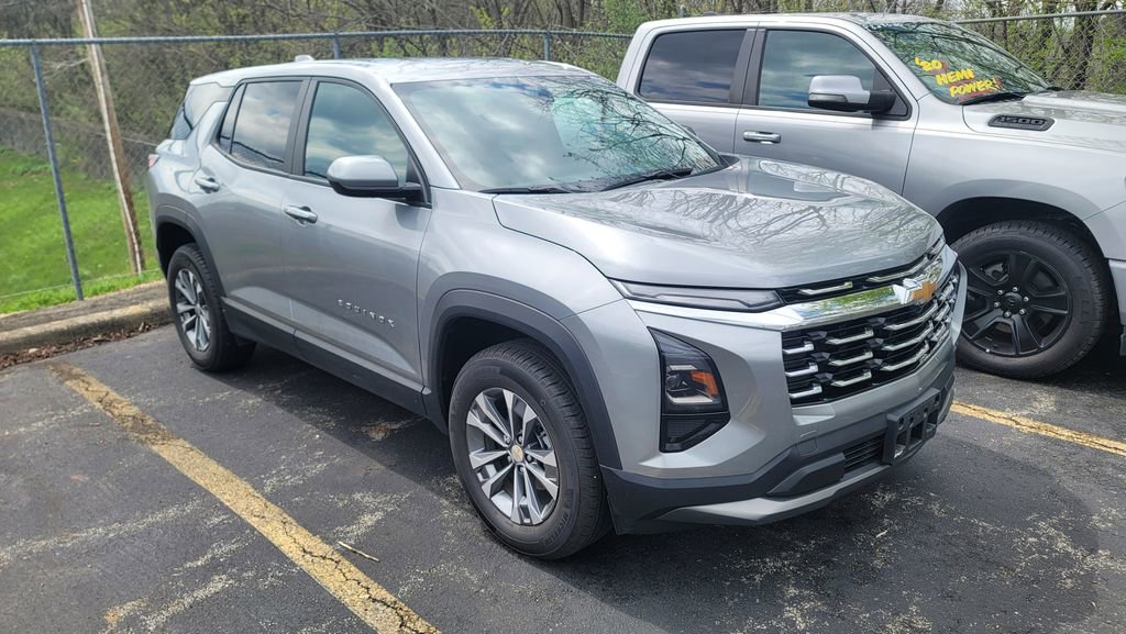 Used 2026 Chevrolet Equinox LT w/ Convenience Package II image 8