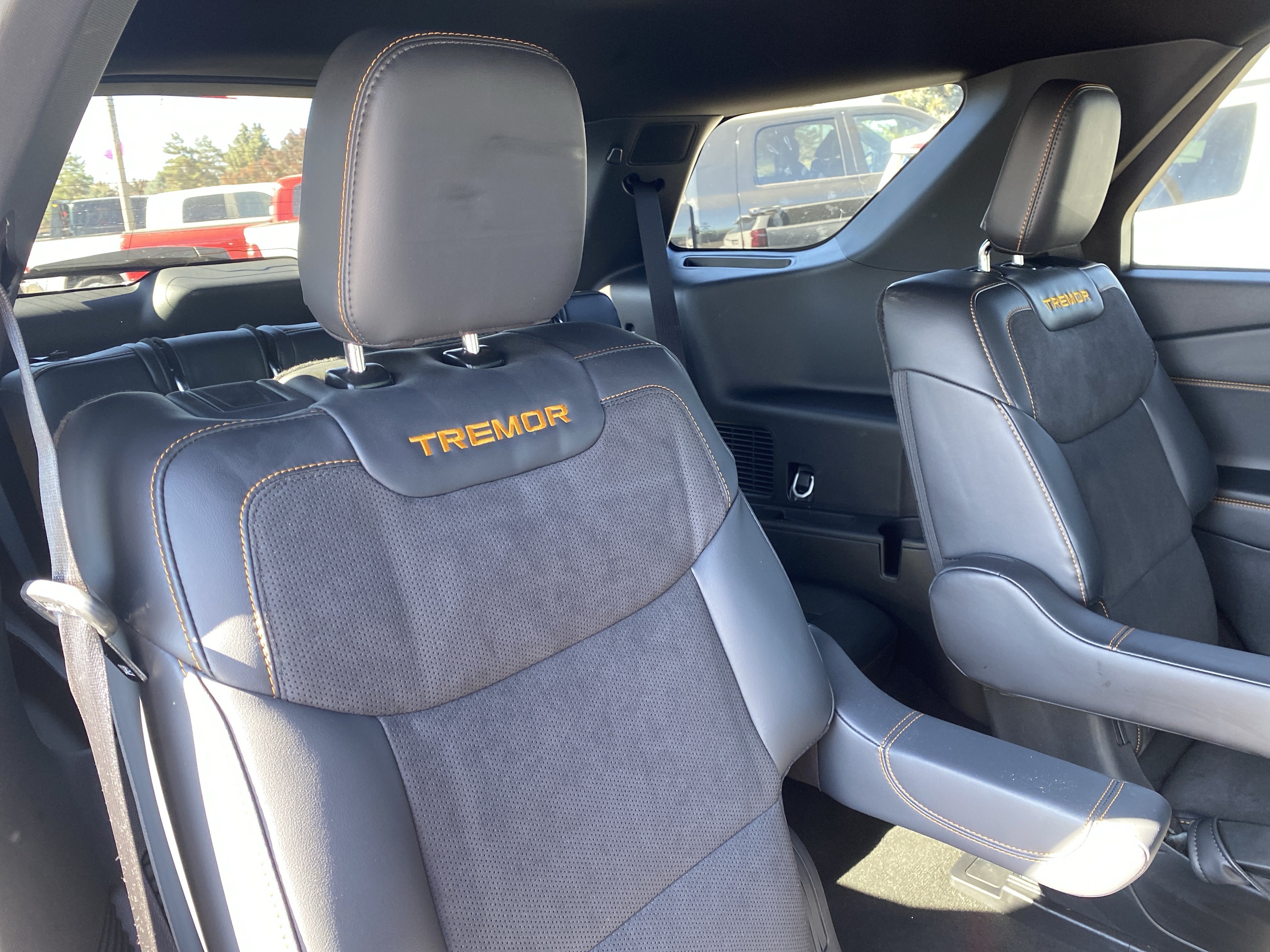 Used 2026 Ford Explorer Tremor w/ Tremor Convenience Package AWD/4WD image 30