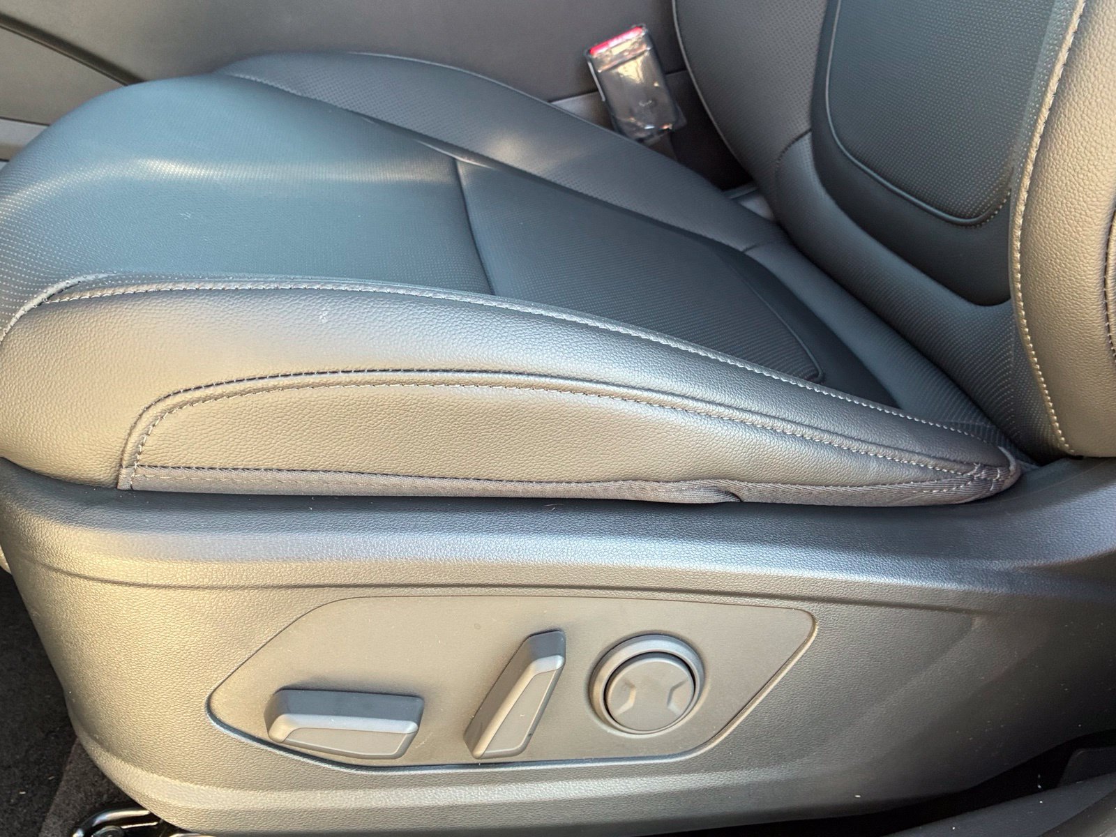 New 2026 Hyundai Tucson SEL Plus FWD image 12