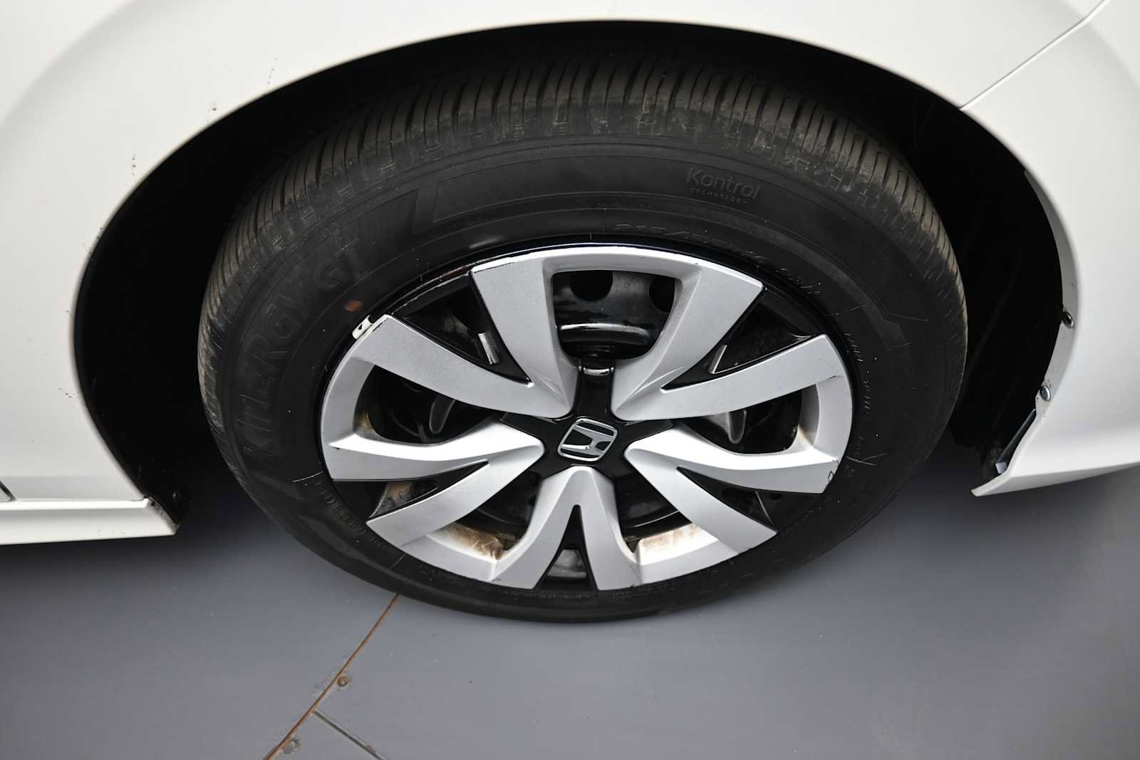 Used 2025 Honda Civic LX image 13