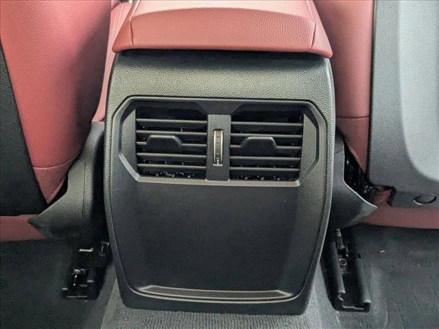 Used 2025 BMW 430i Coupe w/ M Sport Package image 17