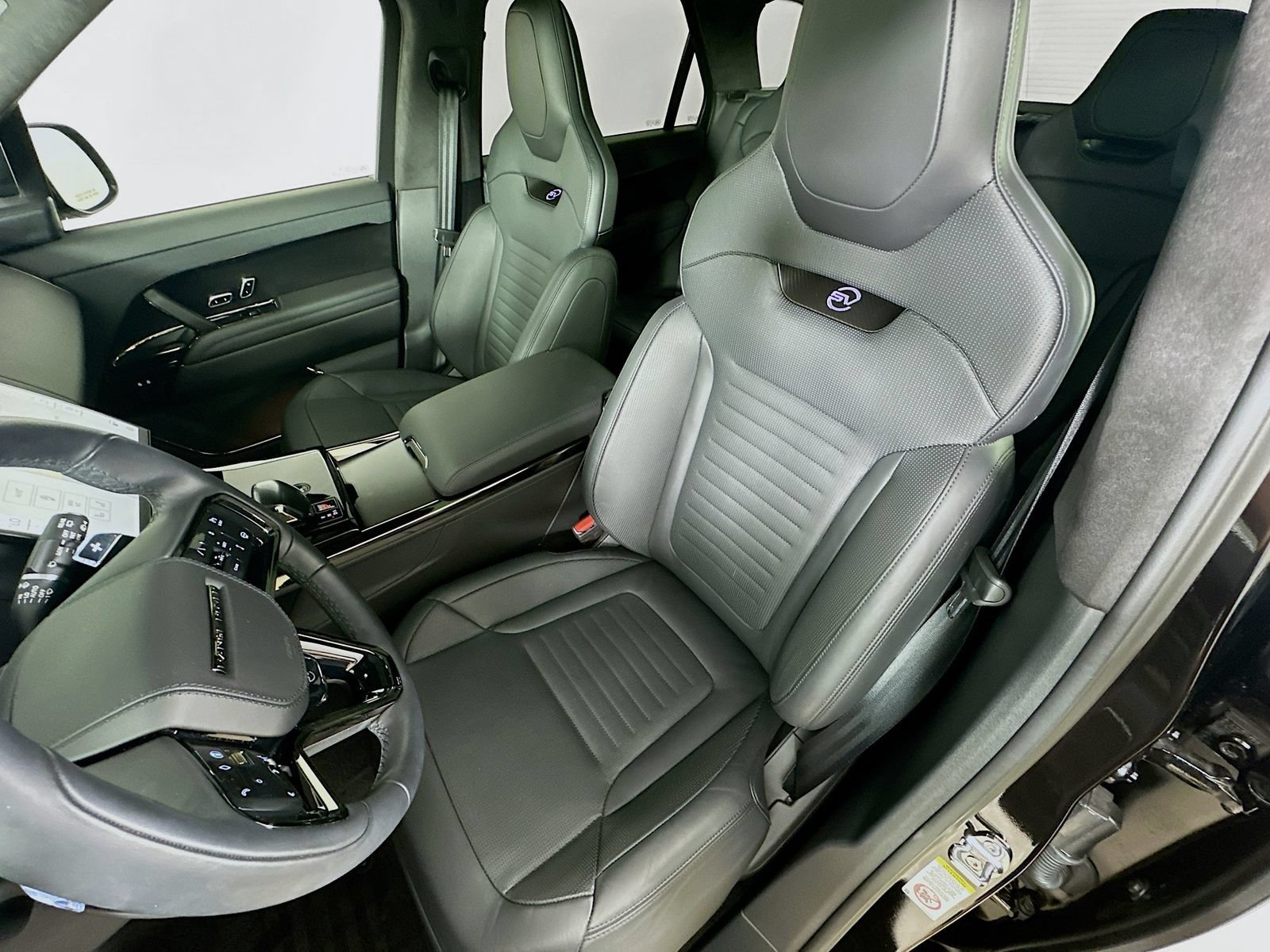 Used 2024 Land Rover Range Rover Sport AWD/4WD image 35