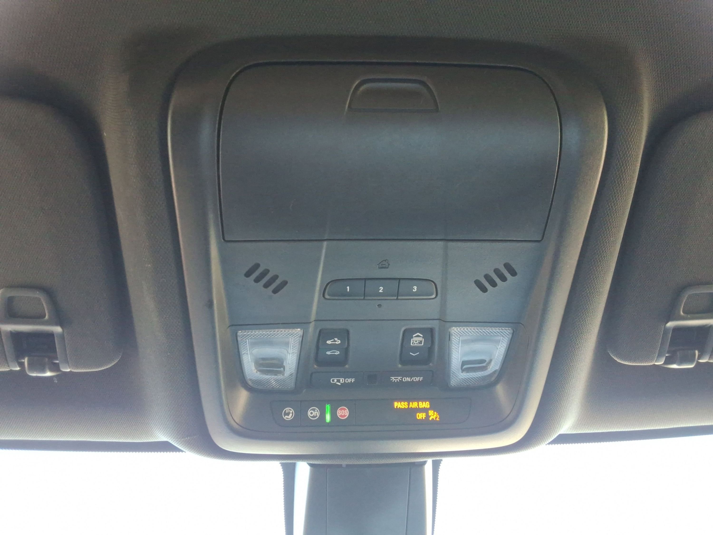 Used 2020 Chevrolet Blazer RS AWD/4WD image 19