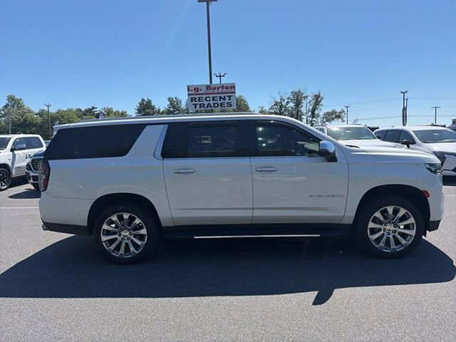 Used 2021 Chevrolet Suburban Premier AWD/4WD image 10