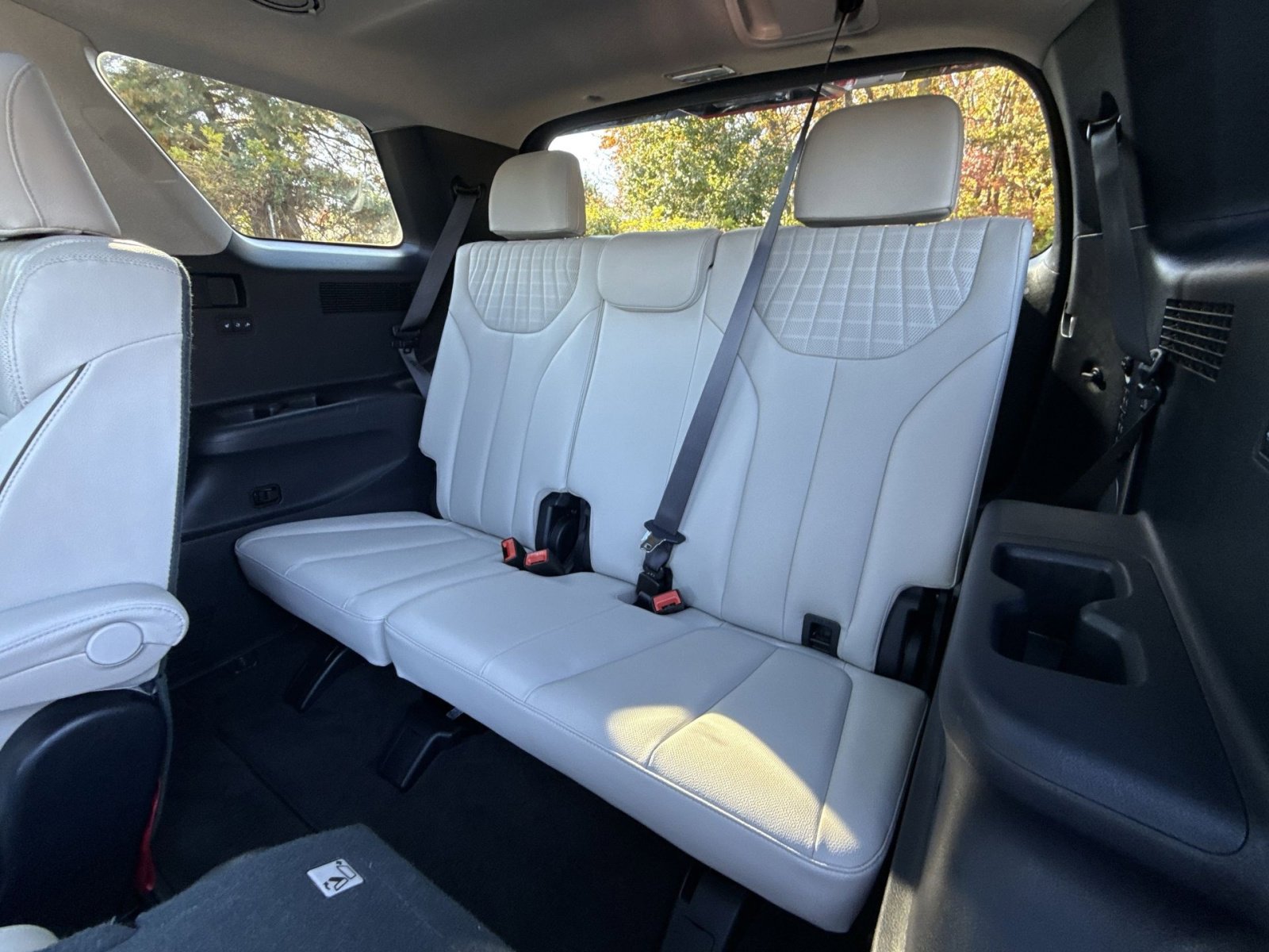 Certified 2024 Hyundai Palisade Limited image 26