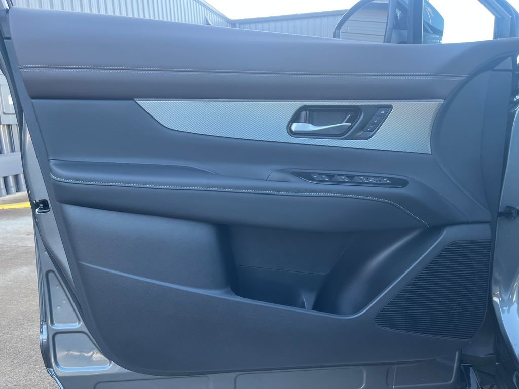 New 2026 Nissan Murano Platinum w/ Cargo Package AWD/4WD image 10