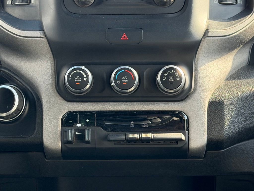 Used 2022 RAM 2500 Tradesman w/ Chrome Appearance Group image 22