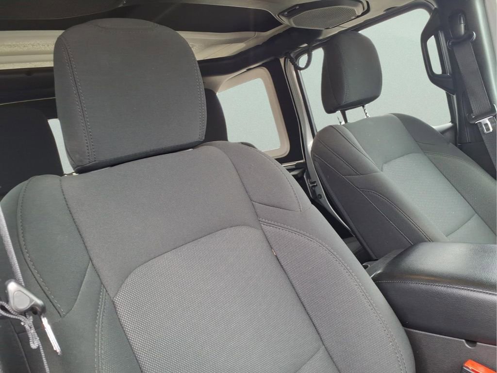 Used 2023 Jeep Wrangler Sport image 14
