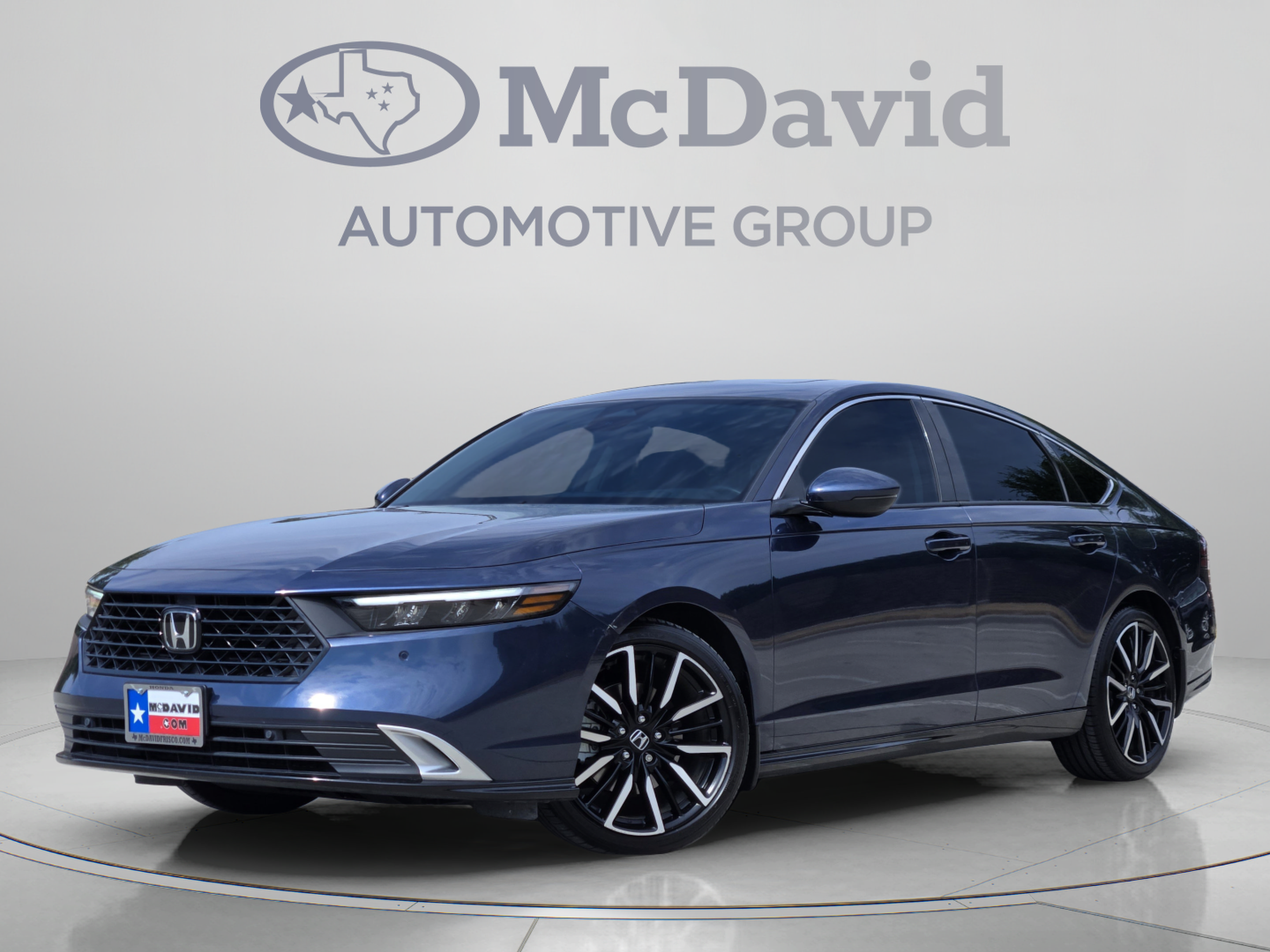 Used 2023 Honda Accord Touring image 1