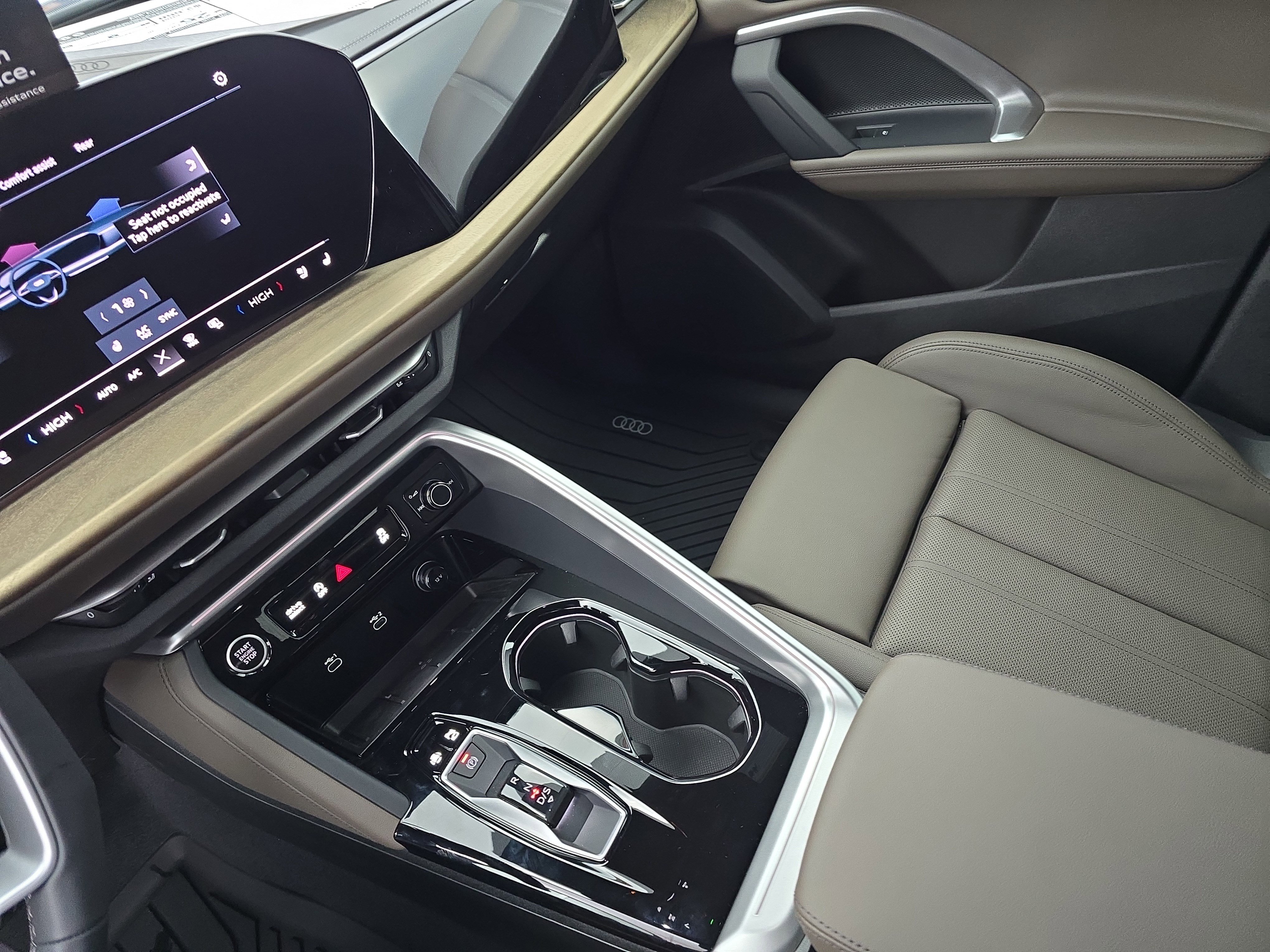 New 2025 Audi Q5 Premium Plus image 25