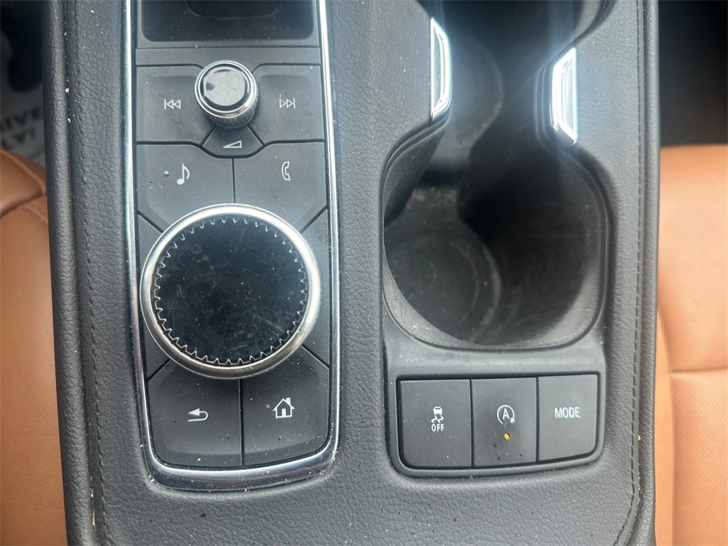 Used 2021 Cadillac XT4 Premium Luxury image 30