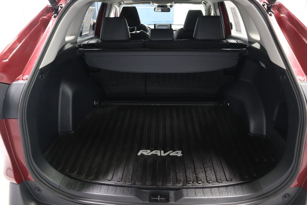 Used 2019 Toyota RAV4 XLE Premium w/ Cold Weather Package image 17