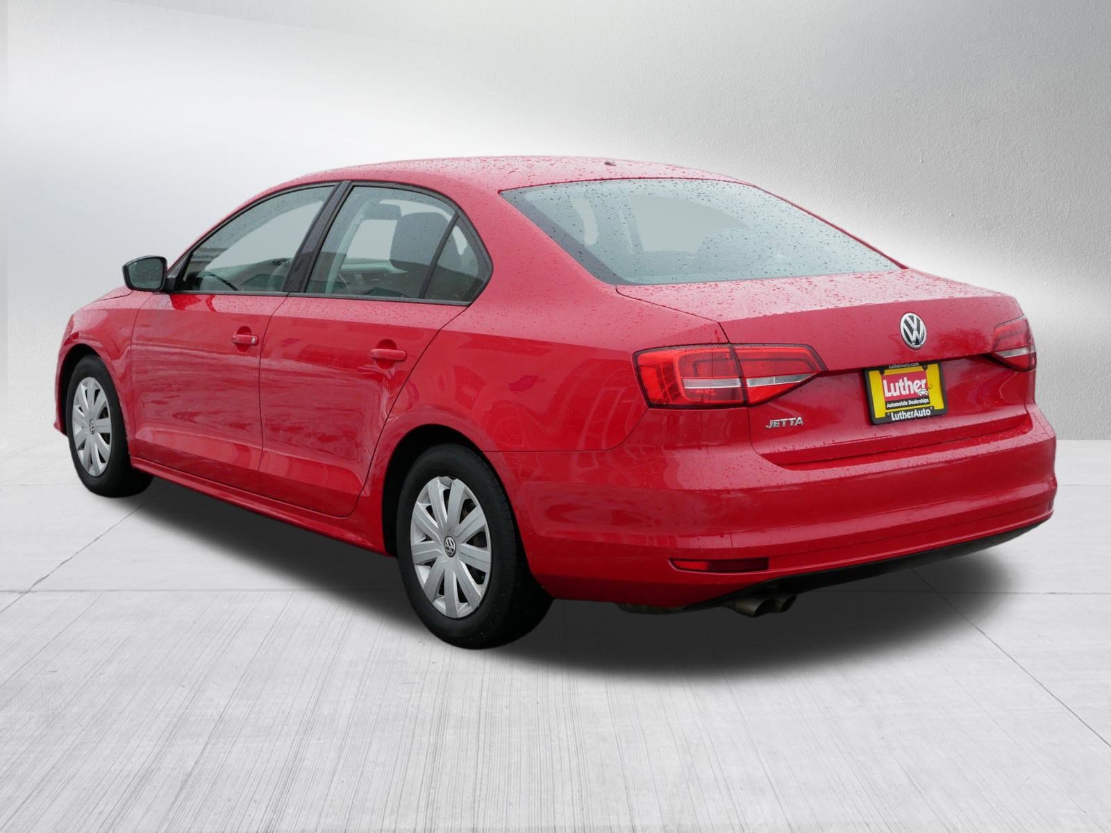 Used 2015 Volkswagen Jetta S image 5