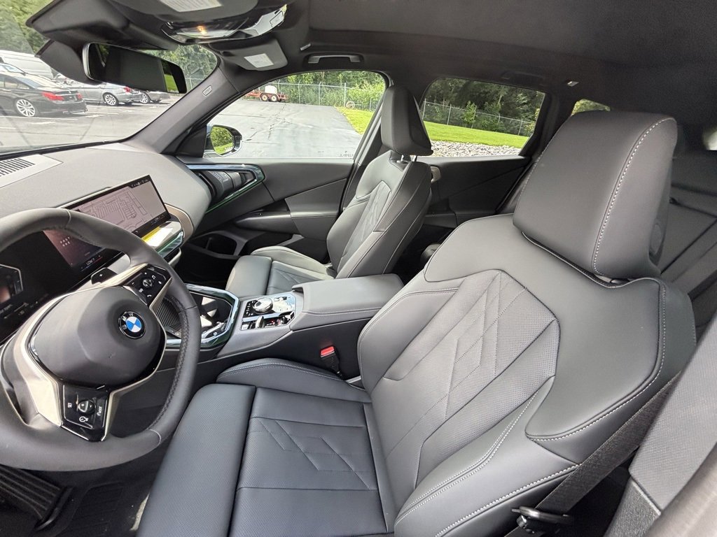 Used 2025 BMW X3 xDrive30i w/ Convenience Package image 11