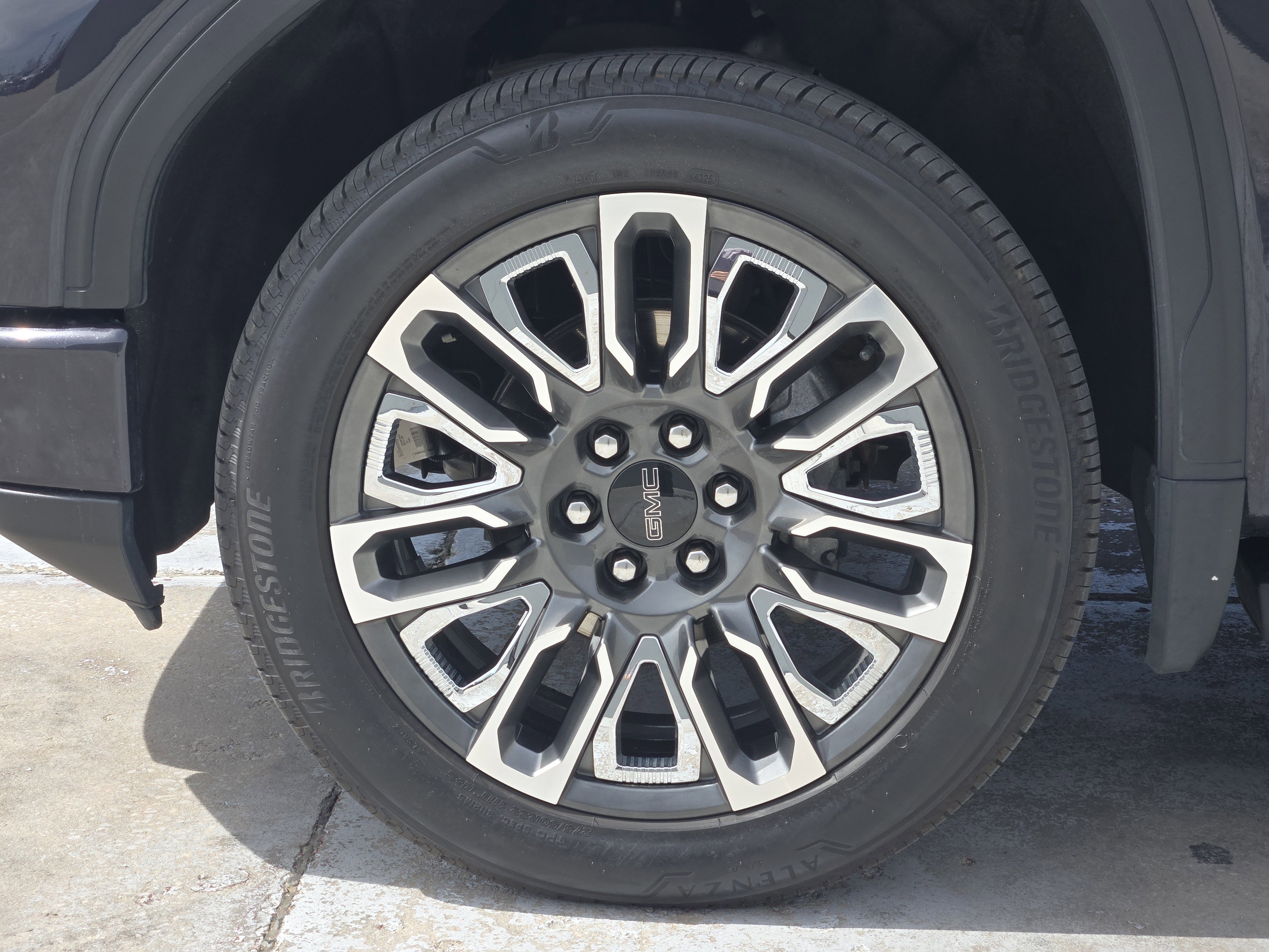 Used 2023 GMC Sierra 1500 Denali Ultimate image 15