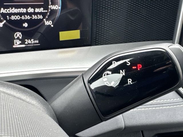 New 2026 Volkswagen Tiguan SE R-Line image 18