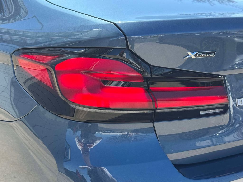 Certified 2023 BMW 530i xDrive w/ Convenience Package AWD/4WD image 10