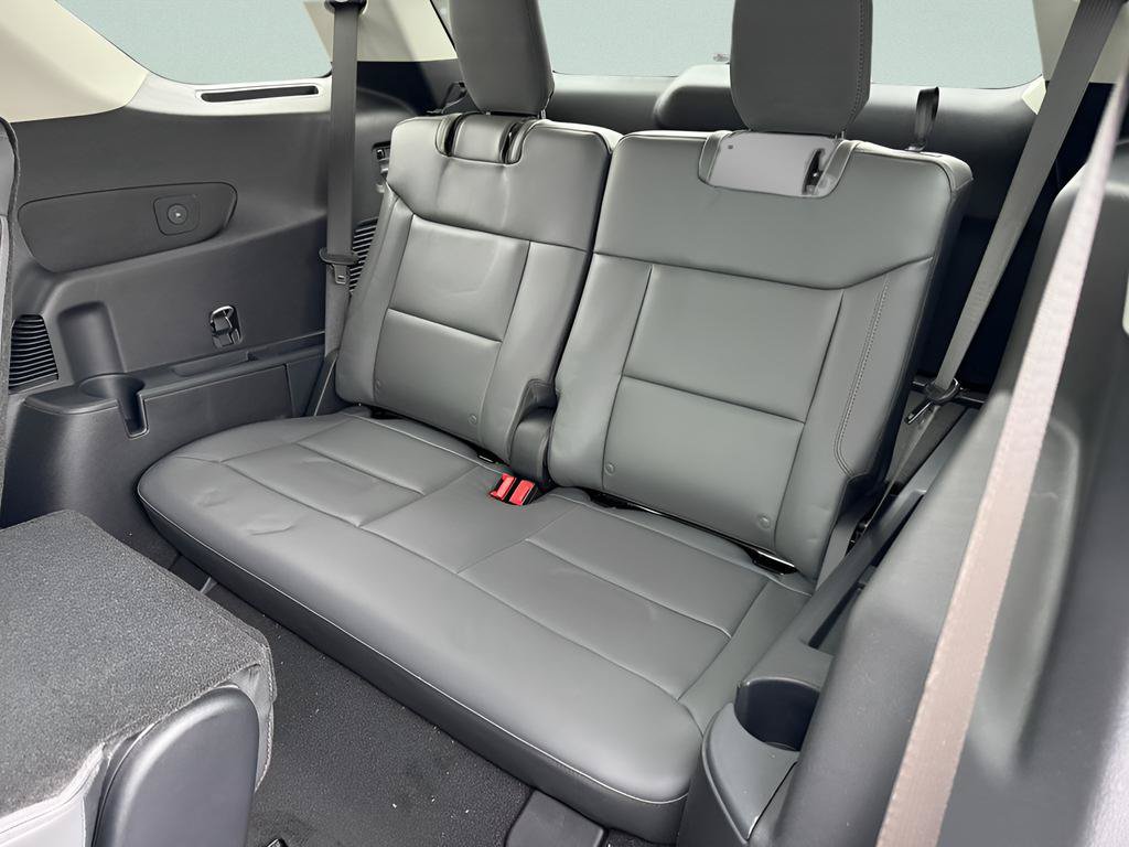 New 2026 Ford Explorer Active w/ Active Comfort Package AWD/4WD image 7