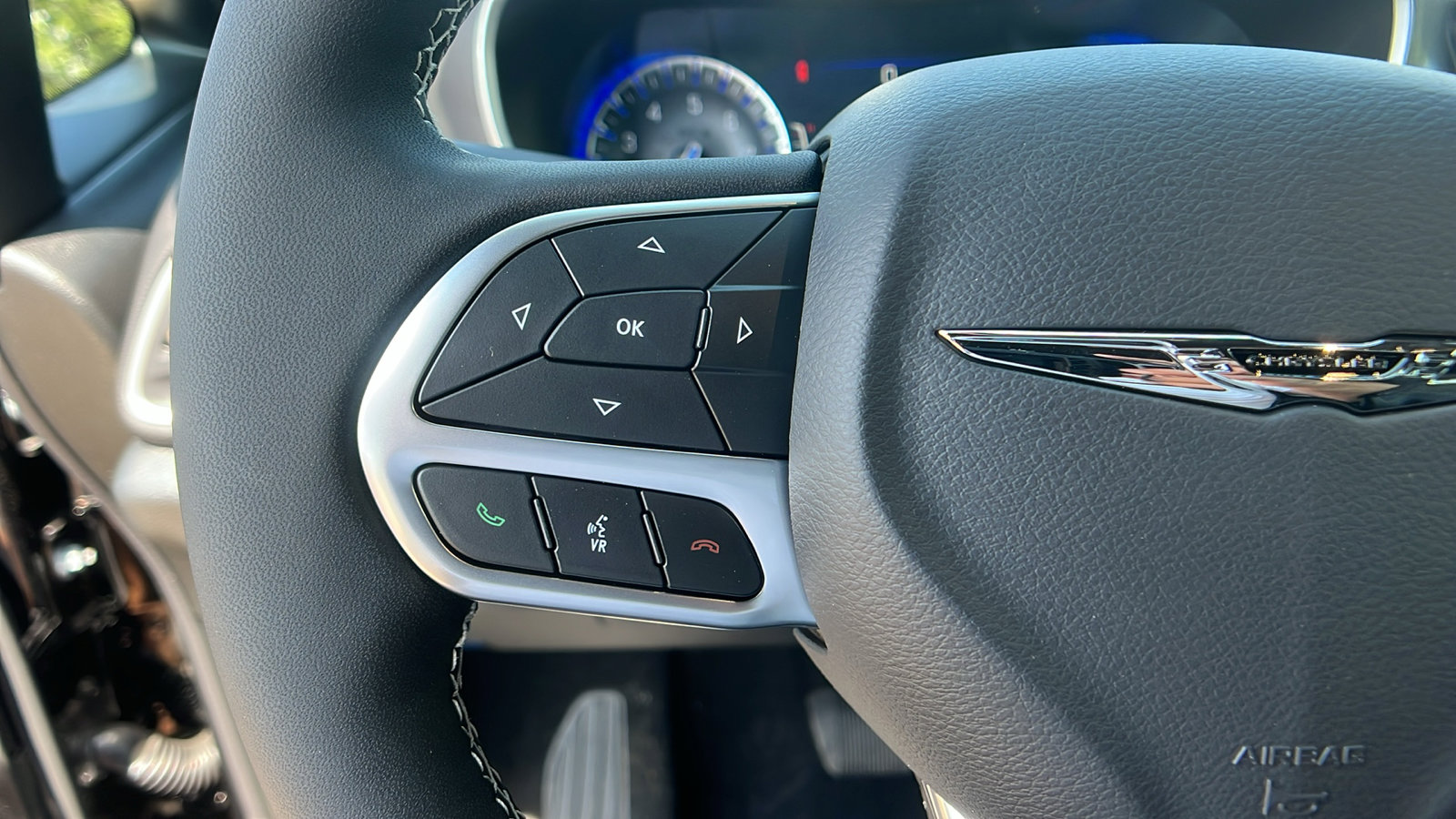 New 2026 Chrysler Voyager LX image 24