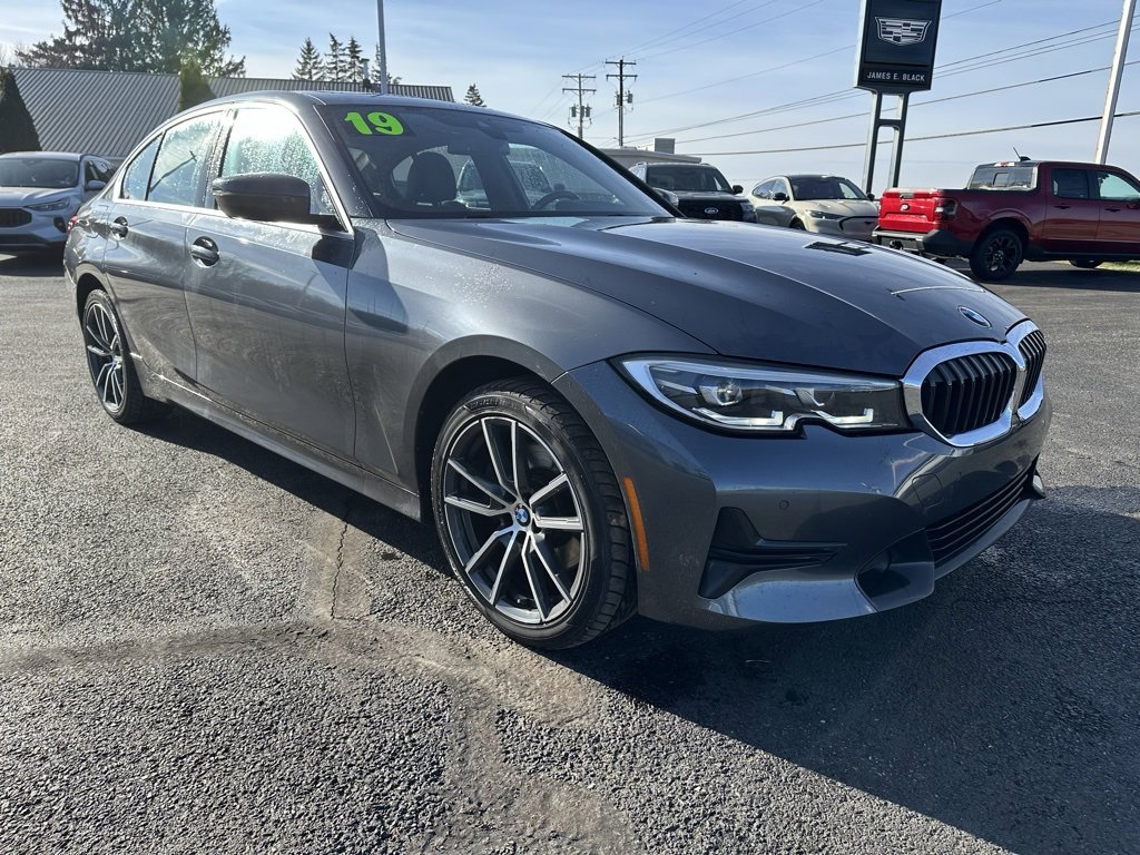 Used 2019 BMW 330i xDrive Sedan w/ Convenience Package image 9