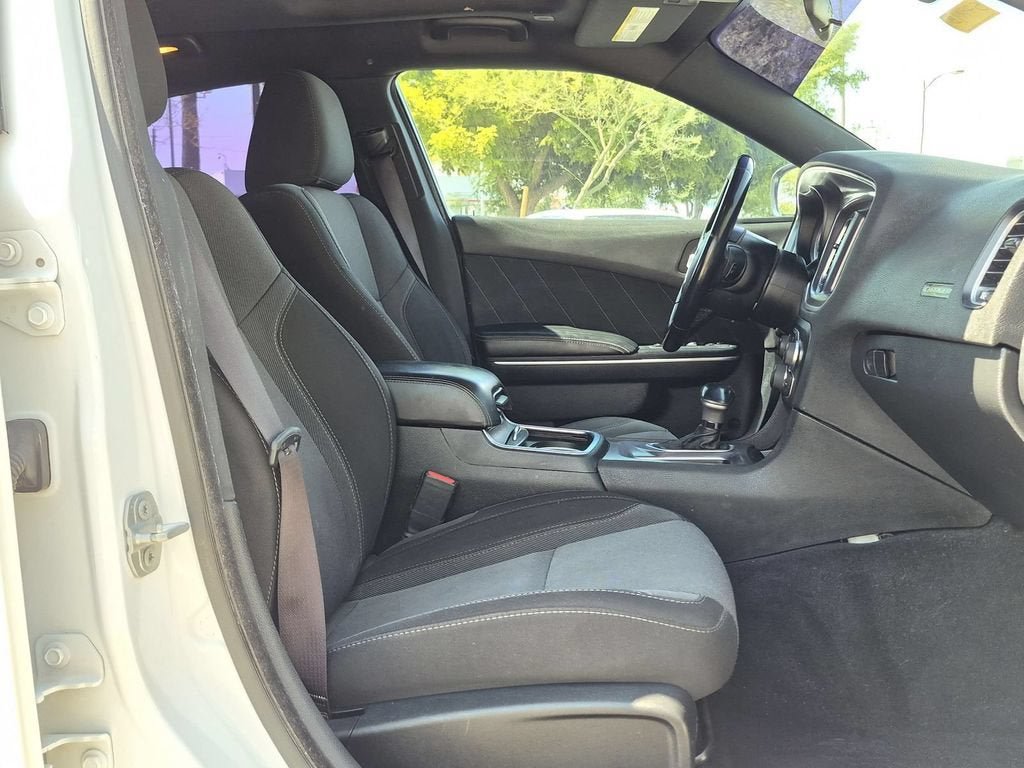 Used 2020 Dodge Charger SXT RWD image 30