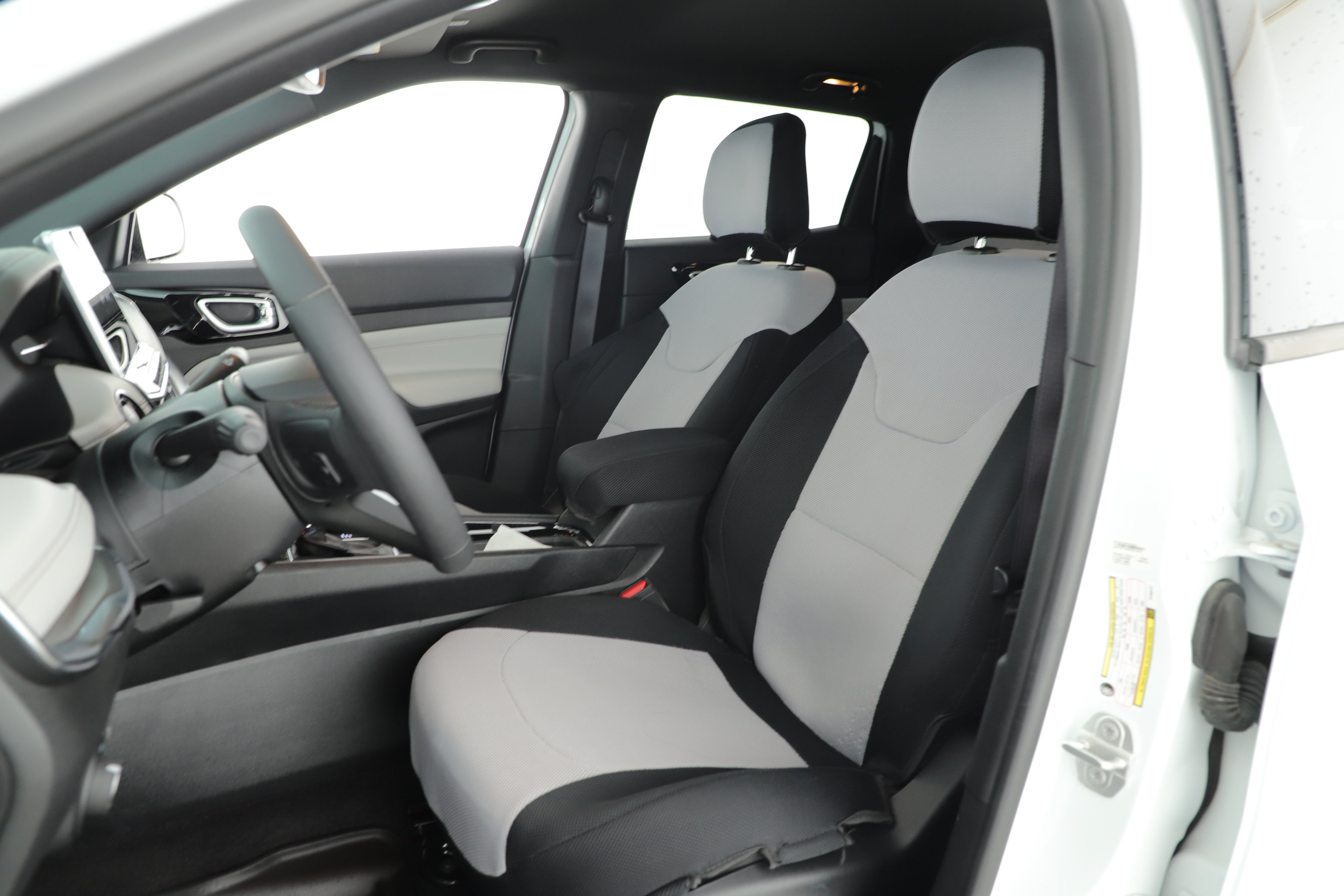 Used 2024 Jeep Compass Limited AWD/4WD image 14