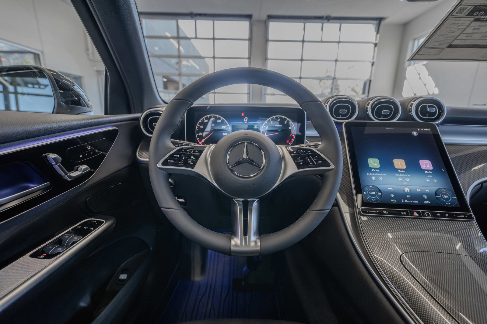 New 2026 Mercedes-Benz GLC 300 4MATIC image 9