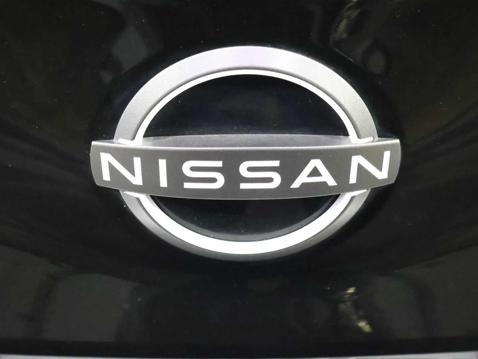 Used 2025 Nissan Leaf S FWD image 8