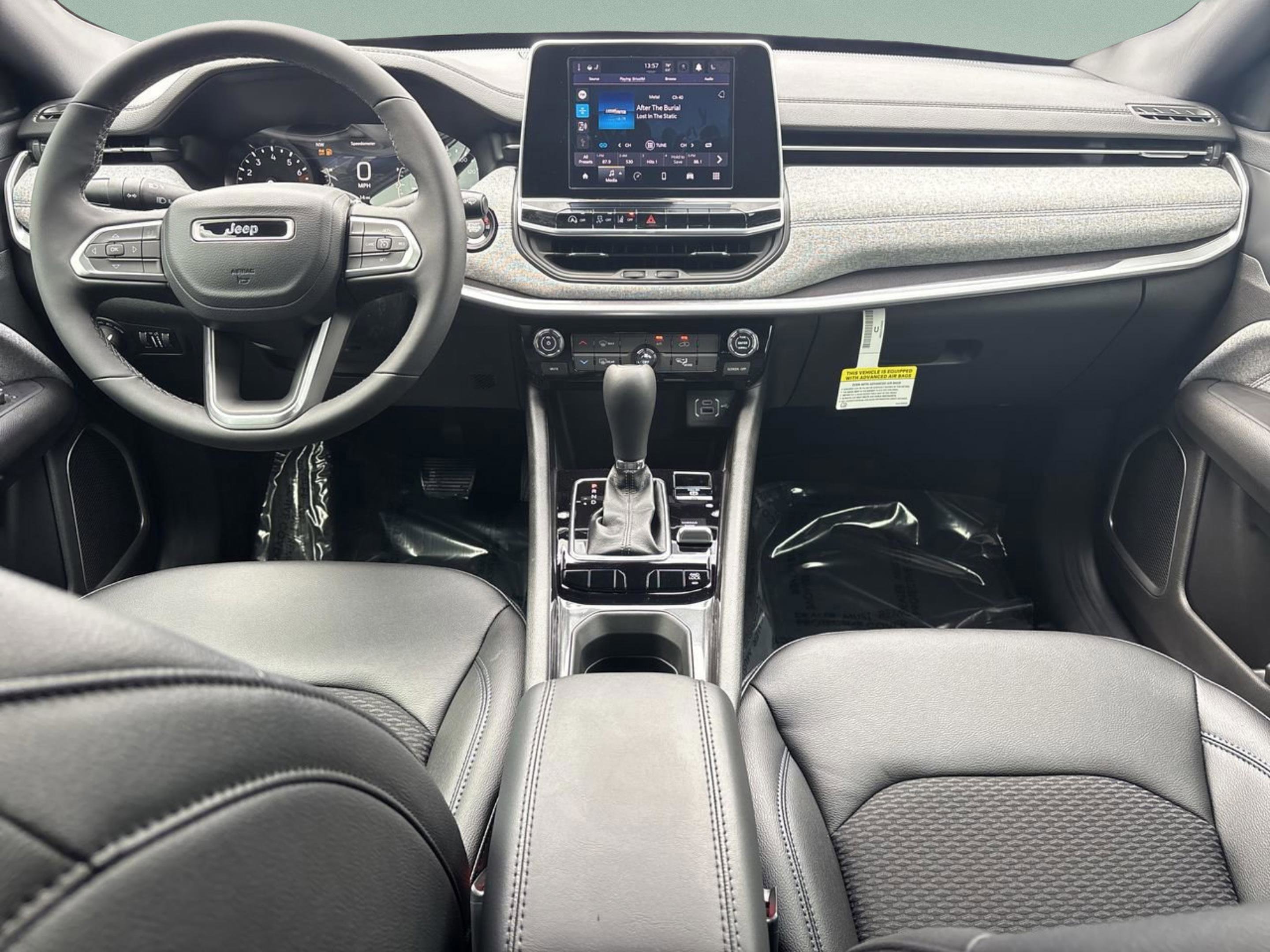 New 2026 Jeep Compass Latitude image 7