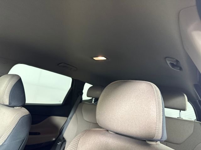 Used 2023 Hyundai Santa Fe SEL image 12