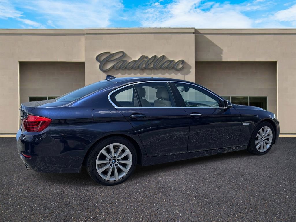 Used 2016 BMW 535i xDrive Sedan AWD/4WD image 3