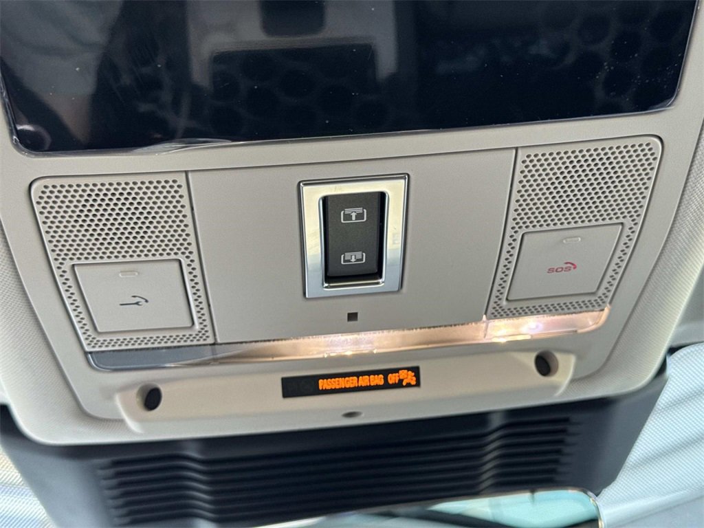 New 2025 Land Rover Discovery Sport S image 22