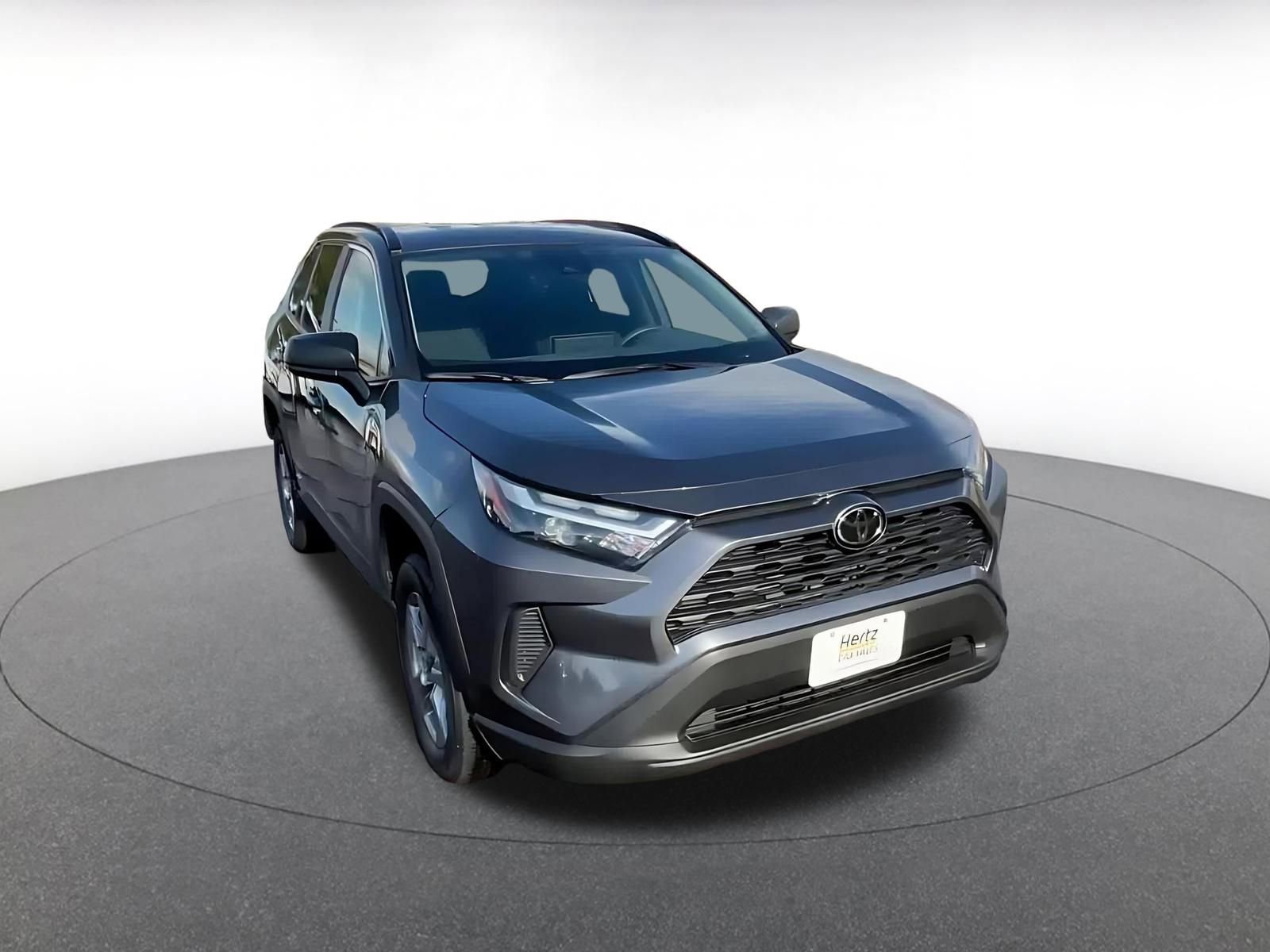 Used 2025 Toyota RAV4 LE image 3