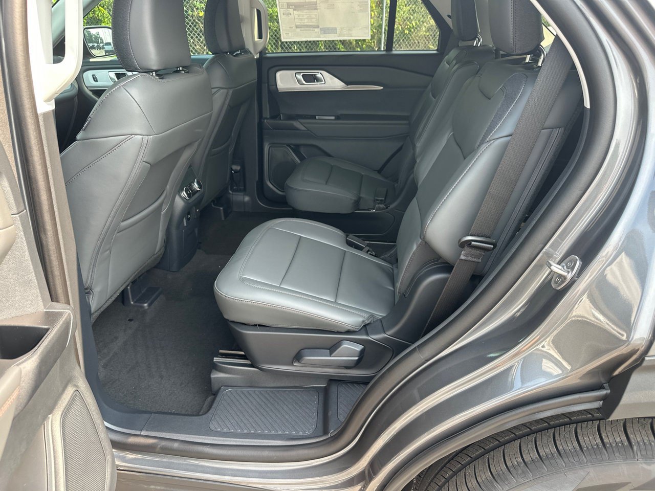 New 2026 Ford Explorer Active w/ Active Comfort Package RWD image 21