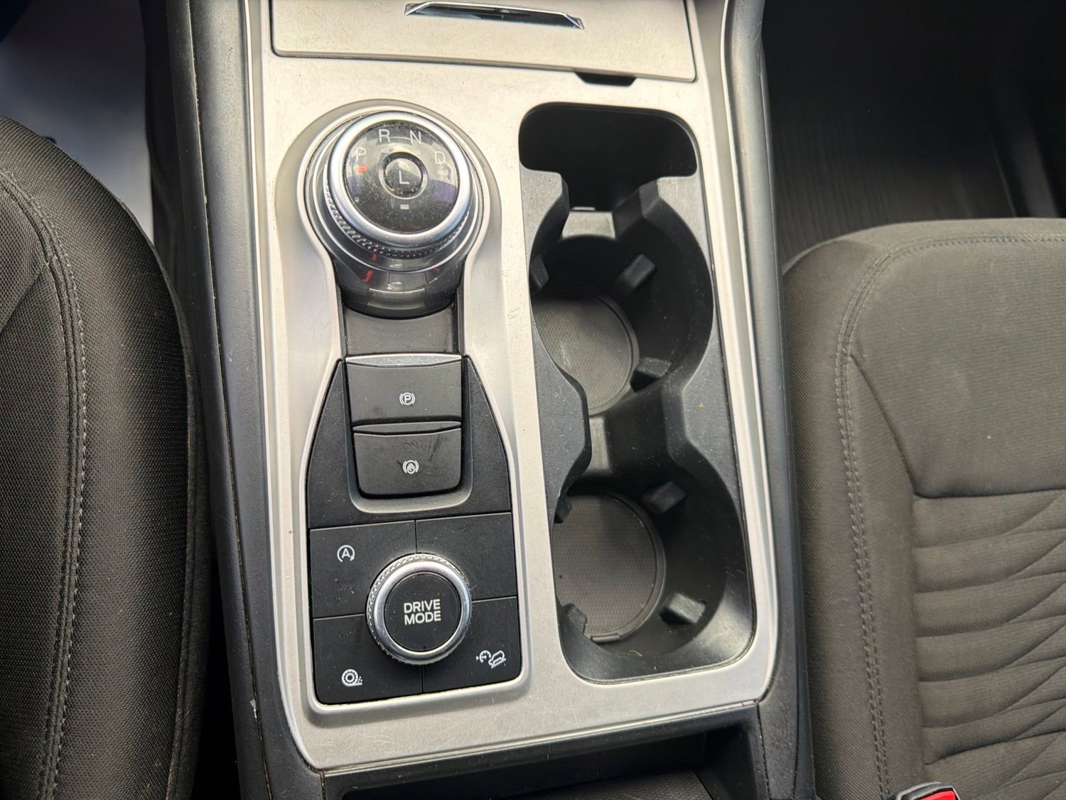 Used 2021 Ford Explorer XLT AWD/4WD image 14